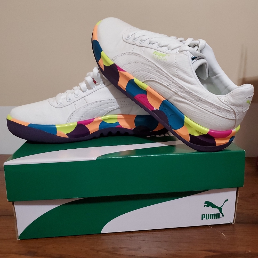 Color Block Pumas